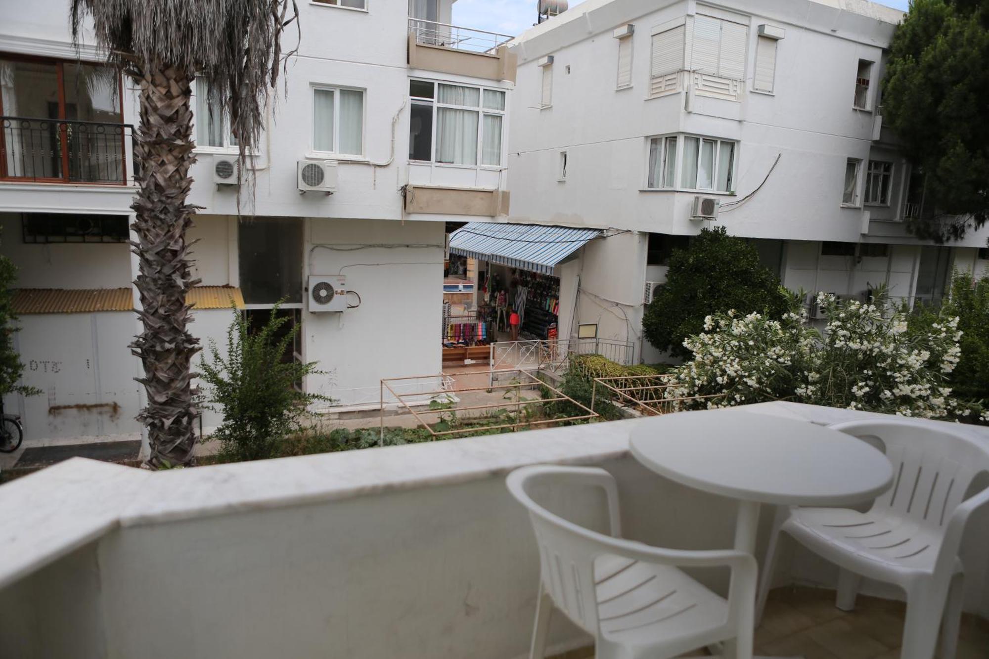 קמר Erol Apart מראה חיצוני תמונה